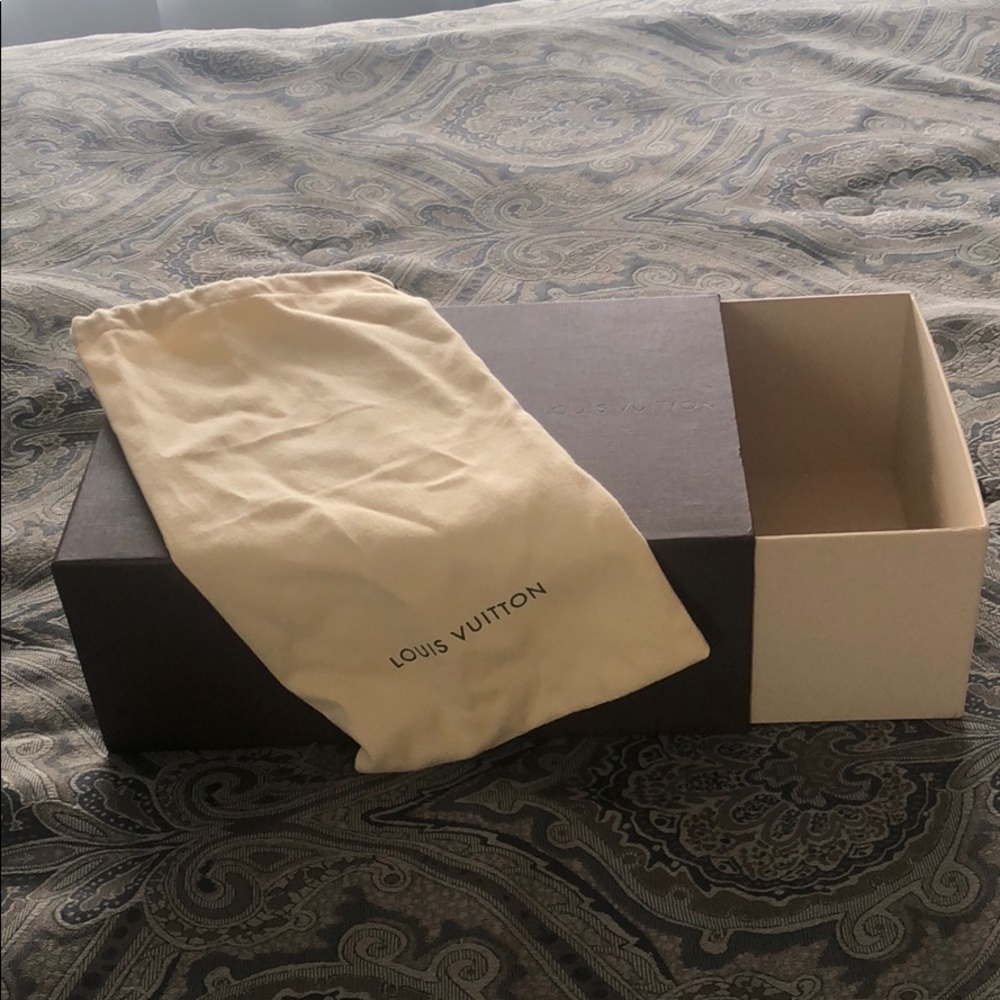 LV shoe box